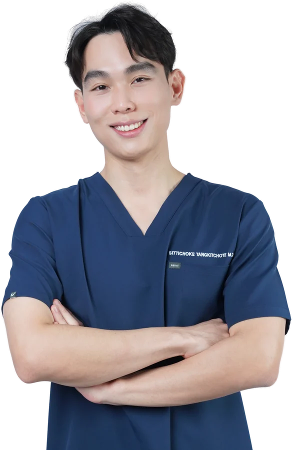 นพ.สิทธิโชค ตั้งกิจโชติ (หมอบอส) แพทย์ประจำ Mori Clinic